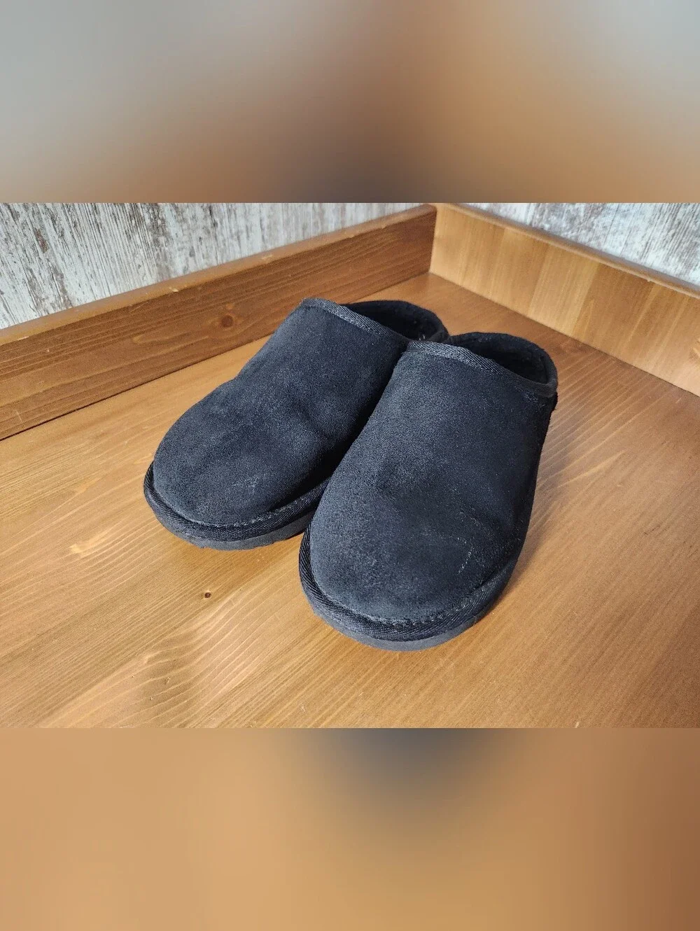UGG Black Suede Slip-On Clog USA Youth Size 5